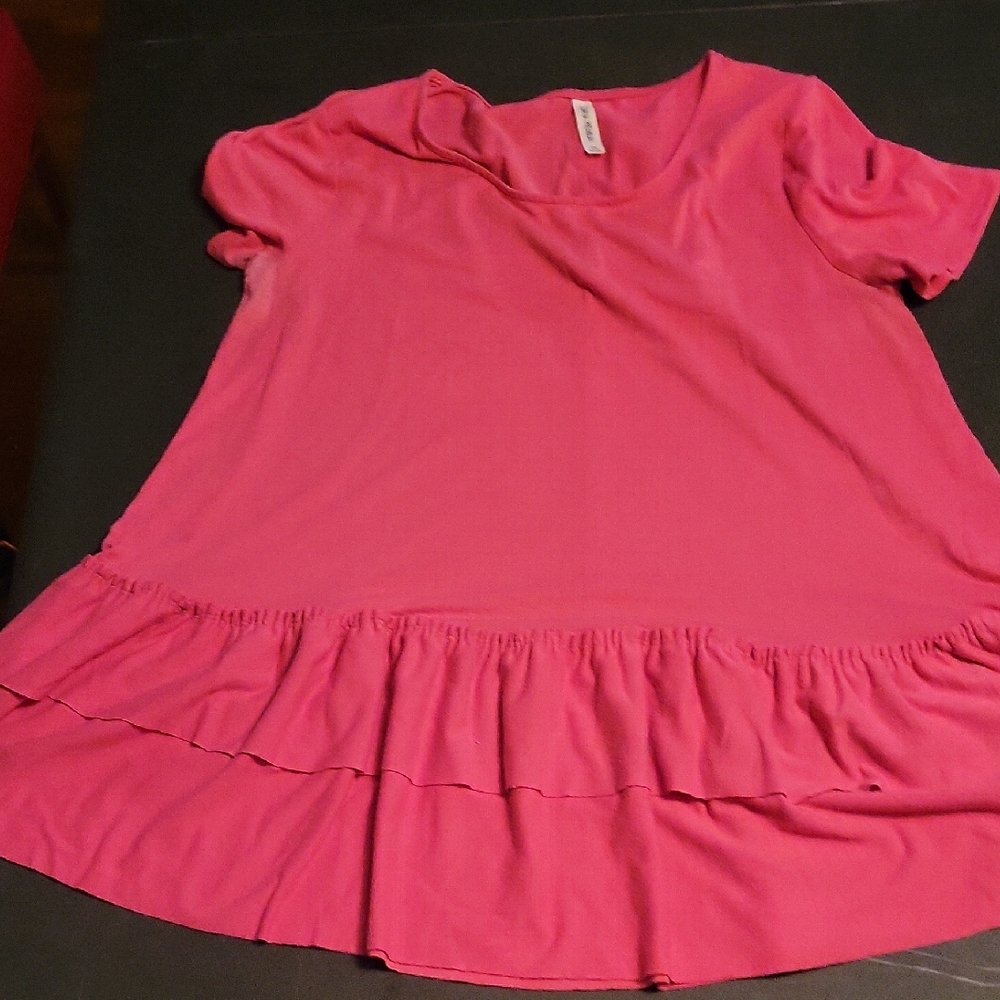 Zenana Outfitters Fuchsia Top